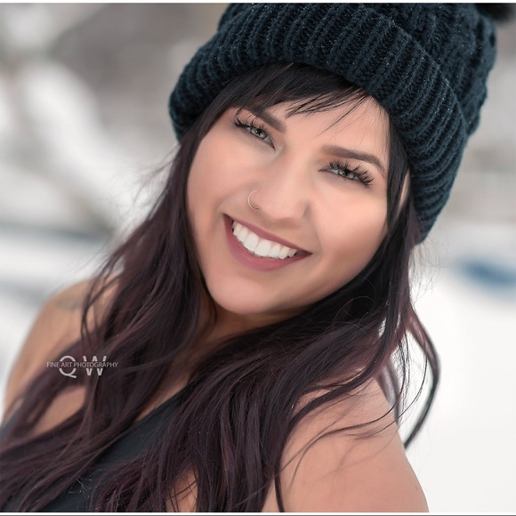 Hello fellow Poshers, my name is Sarah. - Picture 1 of 1